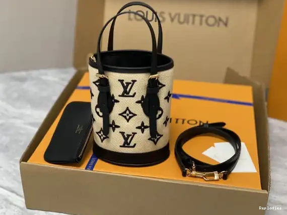 Cheap BUCKET NANO LOUIS VUITTON 0526